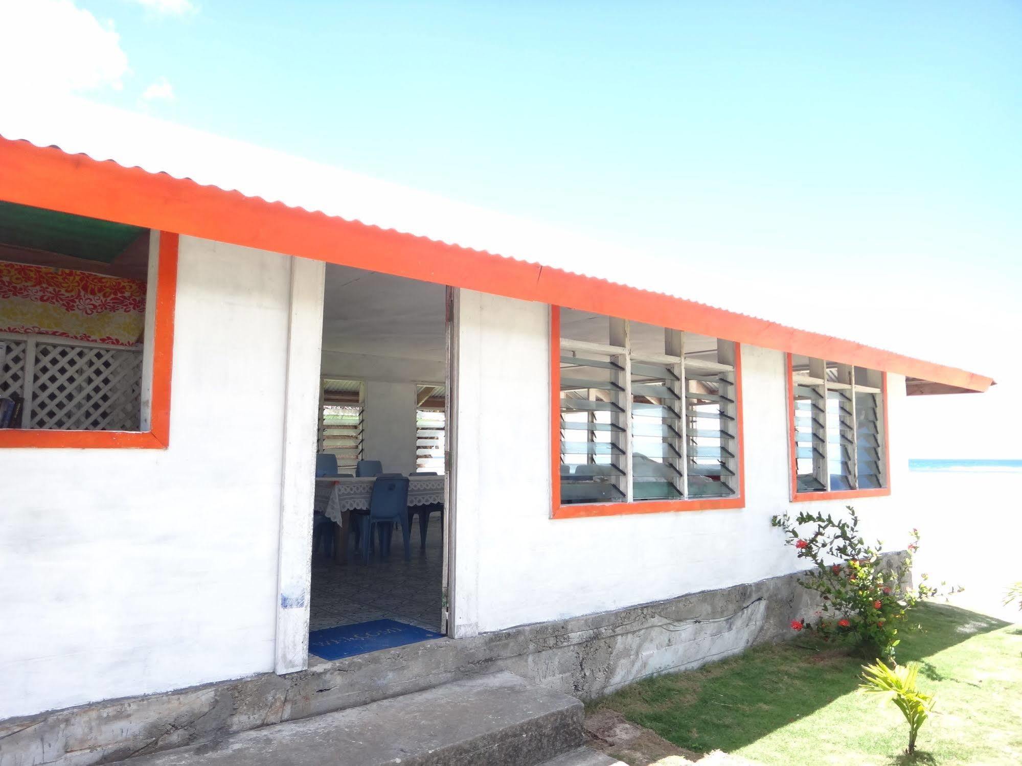 Tailua Beach Fales Manase Exterior foto