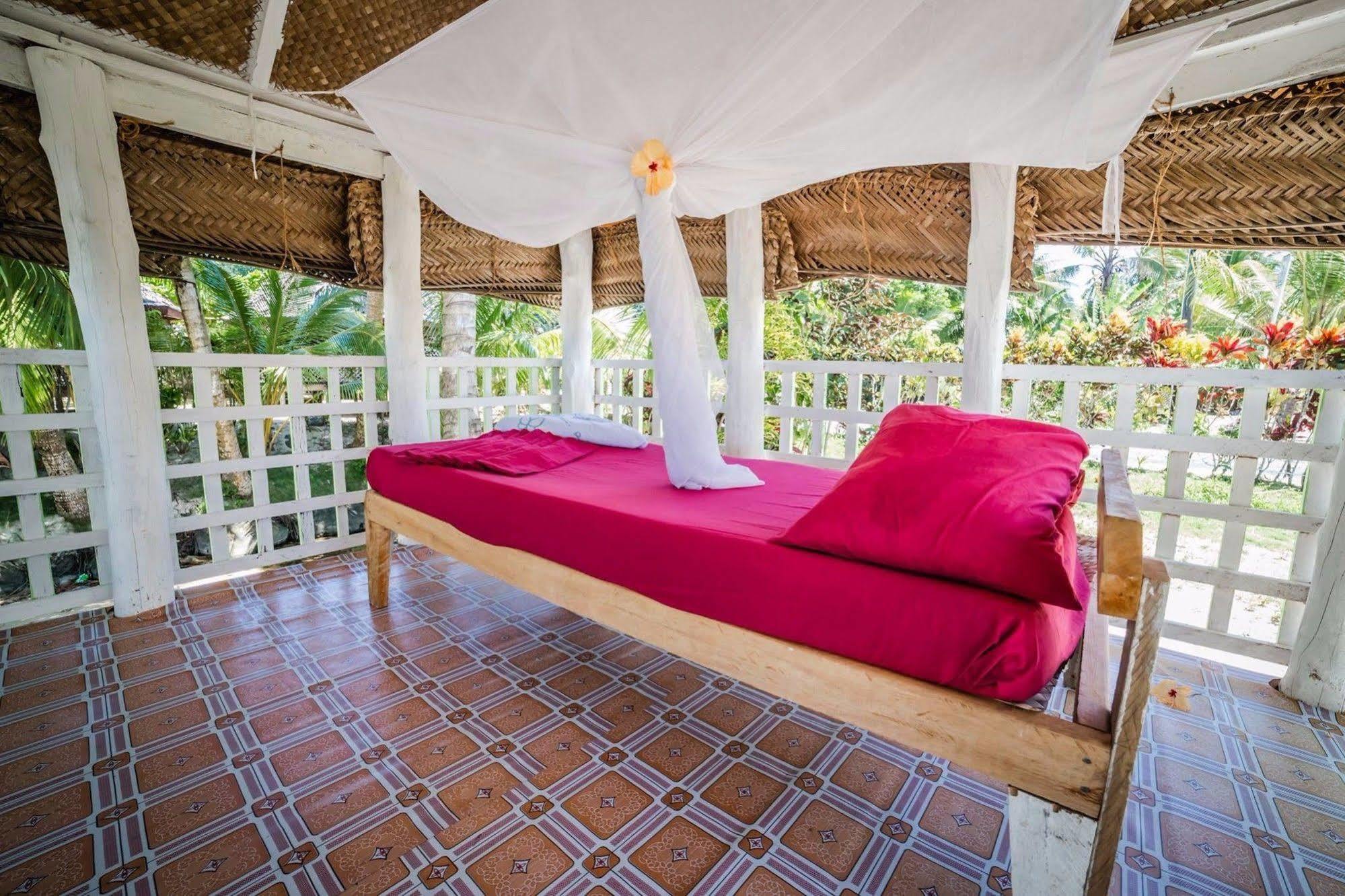 Tailua Beach Fales Manase Exterior foto