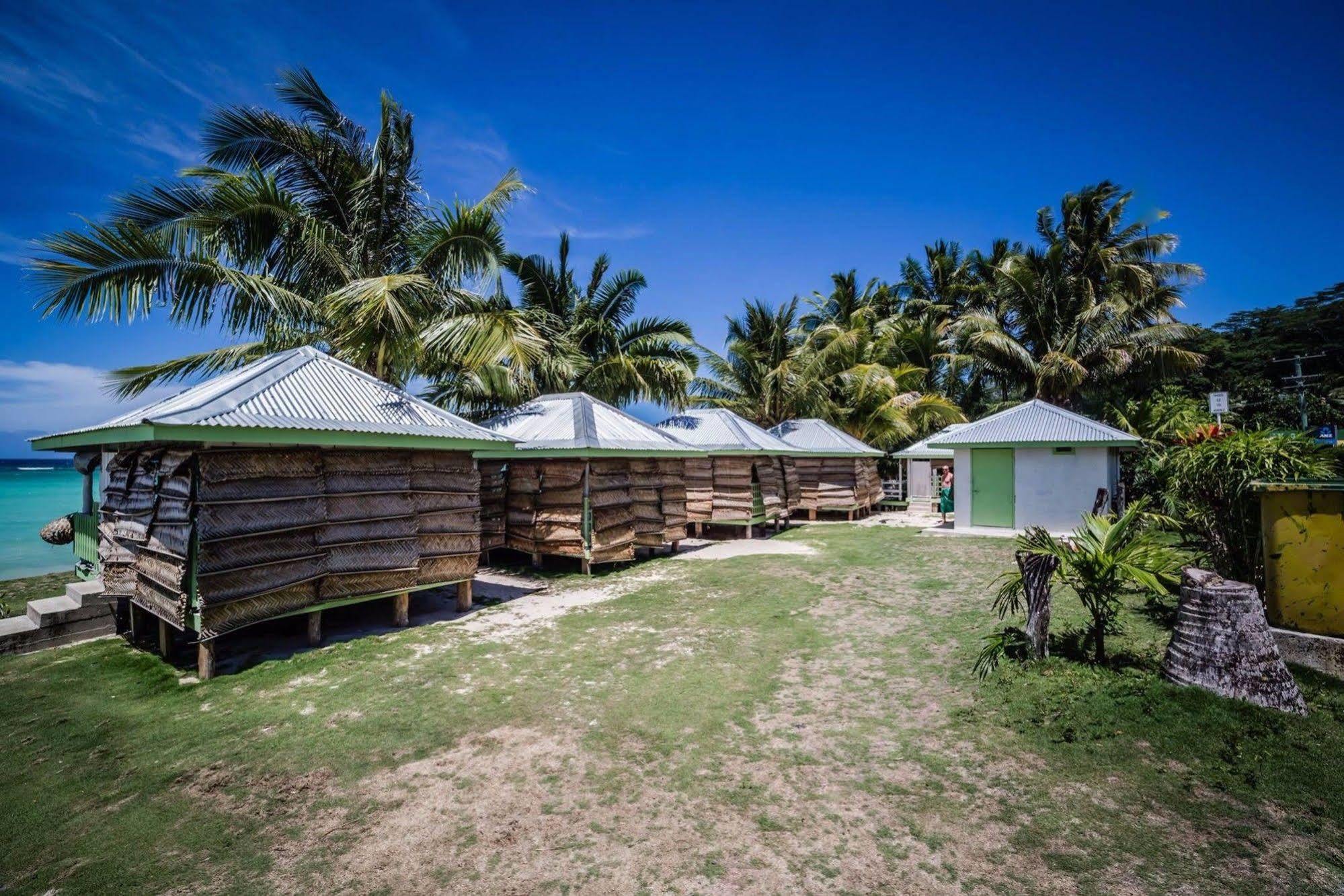 Tailua Beach Fales Manase Exterior foto